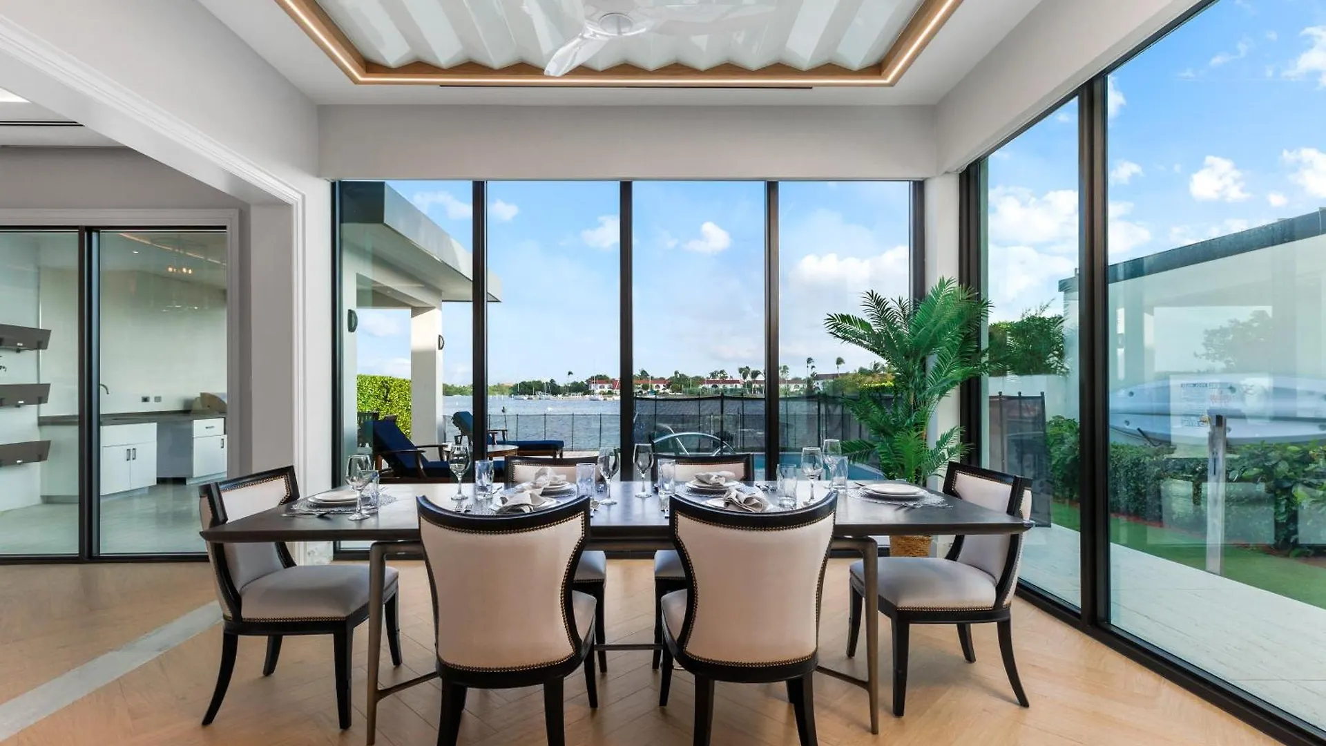 Luxury Home In Governors Harbour - 2 Min To Beach West Bay Holiday home